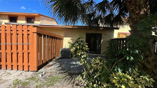 4091 Sierra Te 4091, Sunrise, FL 33351