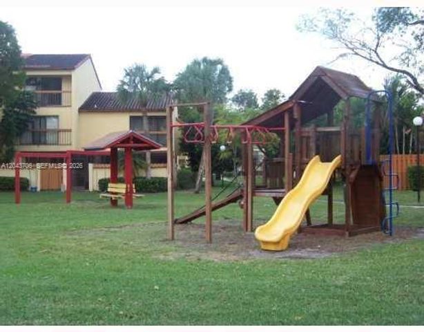 4091 Sierra Te 4091, Sunrise, FL 33351