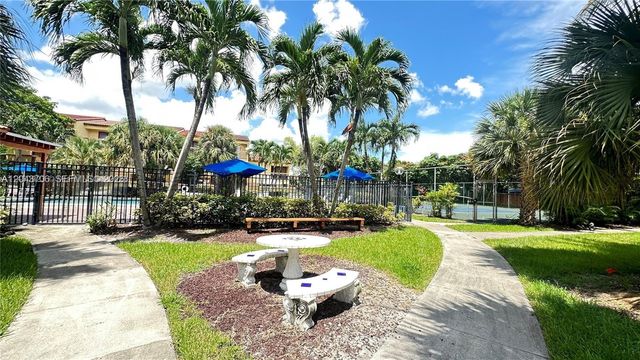 4091 Sierra Te 4091, Sunrise, FL 33351