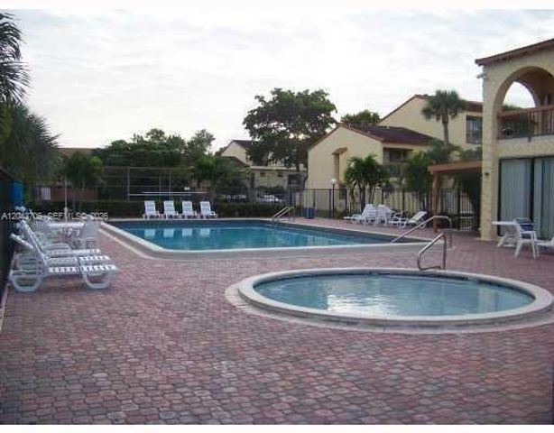 4091 Sierra Te 4091, Sunrise, FL 33351