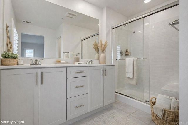 35131 Rangpur Ln, Fallbrook, CA 92028