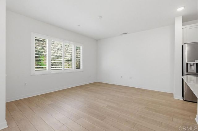 35131 Rangpur Ln, Fallbrook, CA 92028