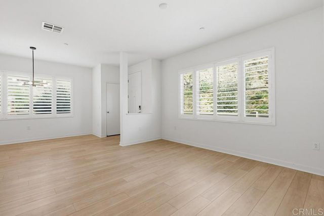 35131 Rangpur Ln, Fallbrook, CA 92028