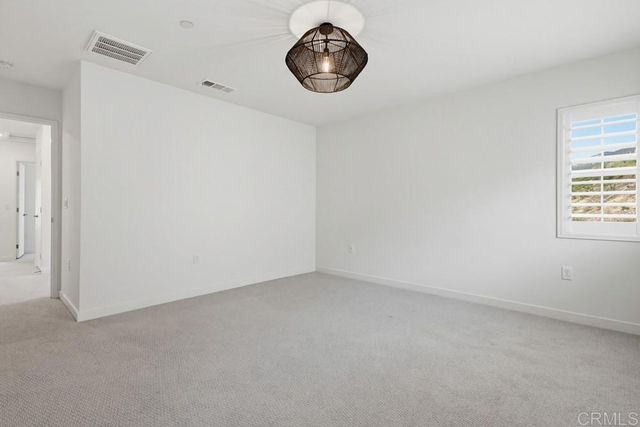 35131 Rangpur Ln, Fallbrook, CA 92028