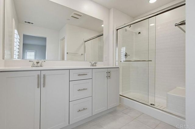 35131 Rangpur Ln, Fallbrook, CA 92028