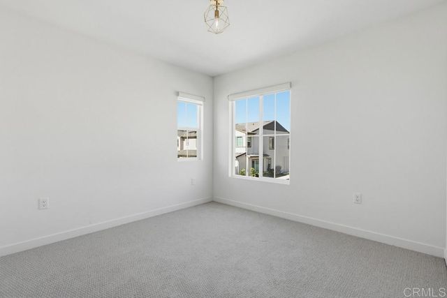 35131 Rangpur Ln, Fallbrook, CA 92028