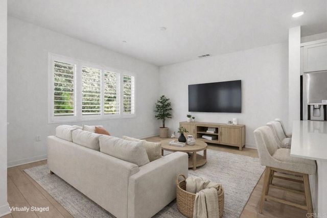 35131 Rangpur Ln, Fallbrook, CA 92028