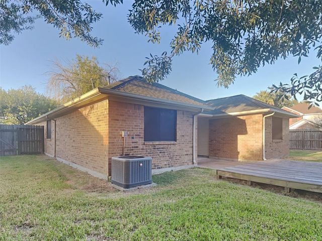 4906 Black Rock Street, Baytown, TX 77521