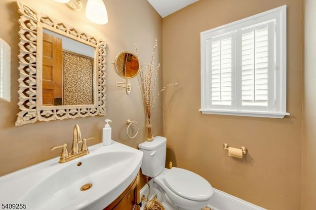 262 Claremont Ave, Montclair Twp., NJ 07042