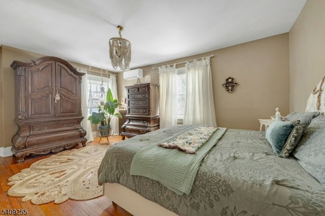 262 Claremont Ave, Montclair Twp., NJ 07042