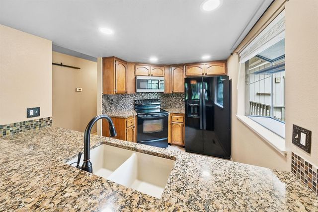 7537 Pomerol Ln, Citrus Heights, CA 95621