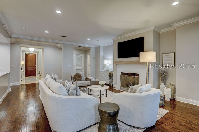 300 Grandview Ct Unit 323, Hilton Head Island, SC 29926