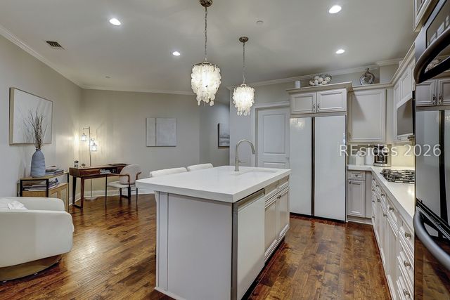 300 Grandview Ct Unit 323, Hilton Head Island, SC 29926