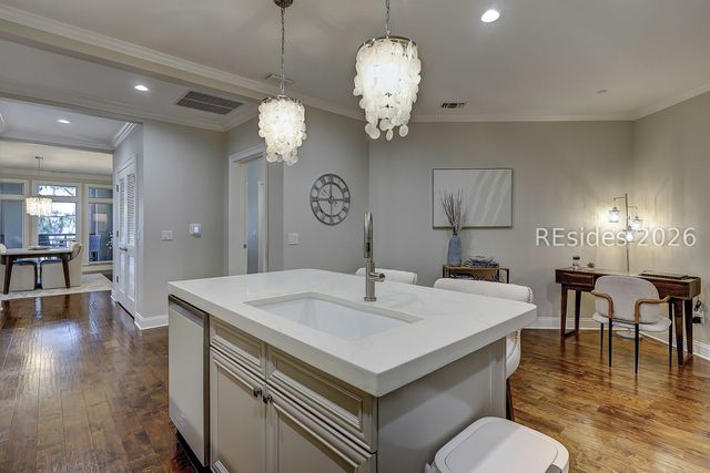 300 Grandview Ct Unit 323, Hilton Head Island, SC 29926