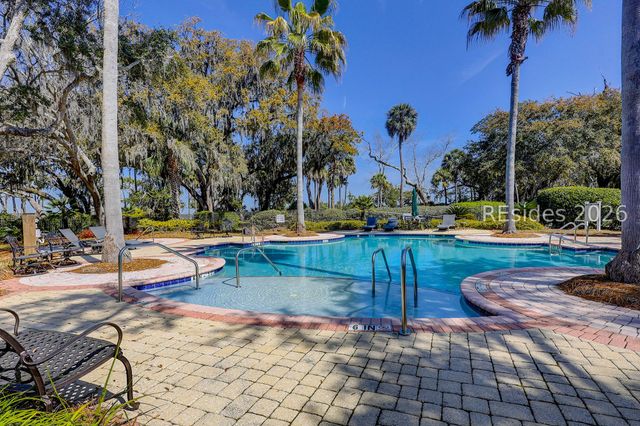 300 Grandview Ct Unit 323, Hilton Head Island, SC 29926