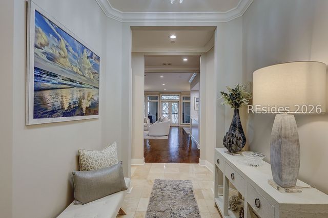 300 Grandview Ct Unit 323, Hilton Head Island, SC 29926