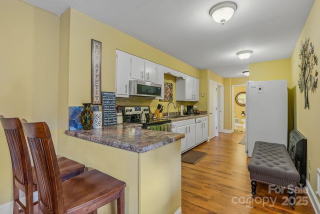 975 Country Club Drive, Maggie Valley, NC 28751