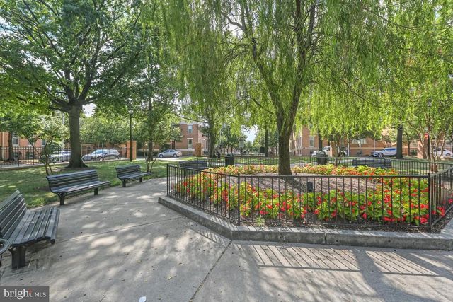 812 S MACON ST, Baltimore, MD 21224