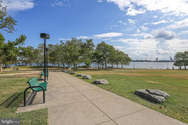 812 S MACON ST, Baltimore, MD 21224