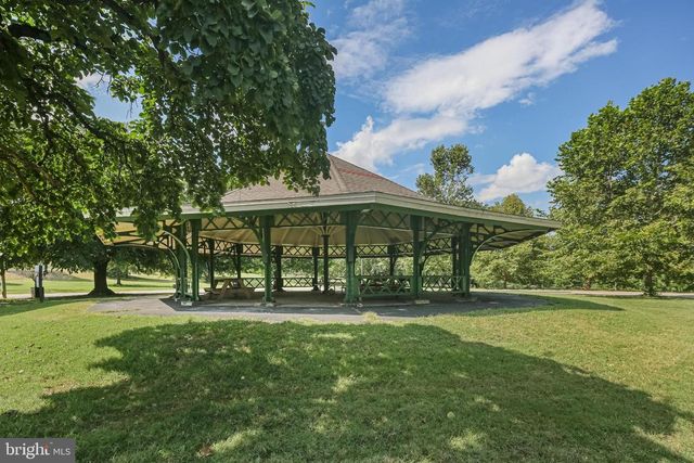 812 S MACON ST, Baltimore, MD 21224