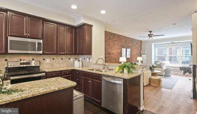 812 S MACON ST, Baltimore, MD 21224