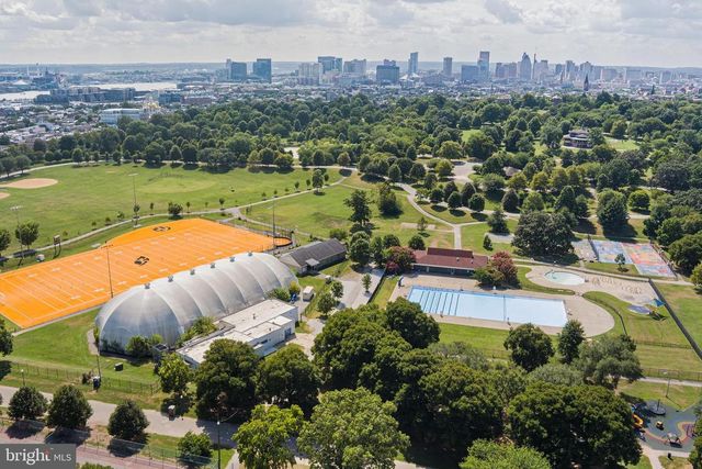 812 S MACON ST, Baltimore, MD 21224