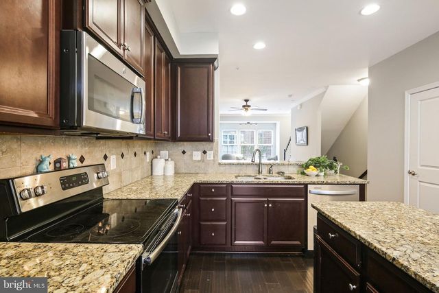 812 S MACON ST, Baltimore, MD 21224