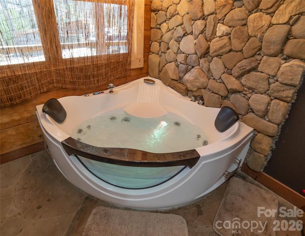 4885 Grandin Road, Lenoir, NC 28645