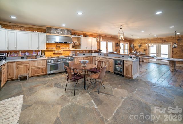 4885 Grandin Road, Lenoir, NC 28645
