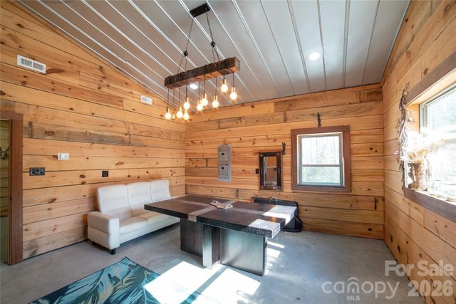 4885 Grandin Road, Lenoir, NC 28645