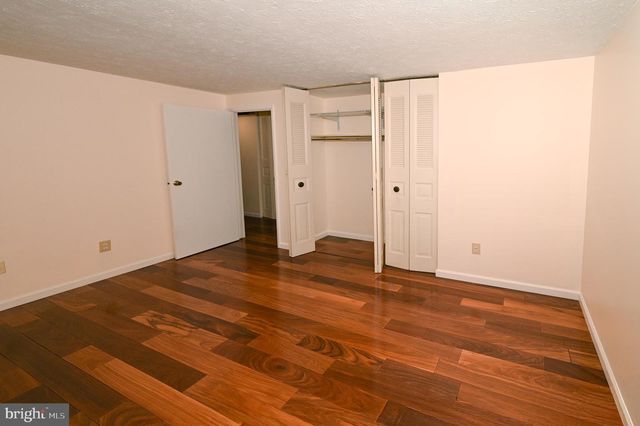 8110 WINTER BLUE CT, Springfield, VA 22153