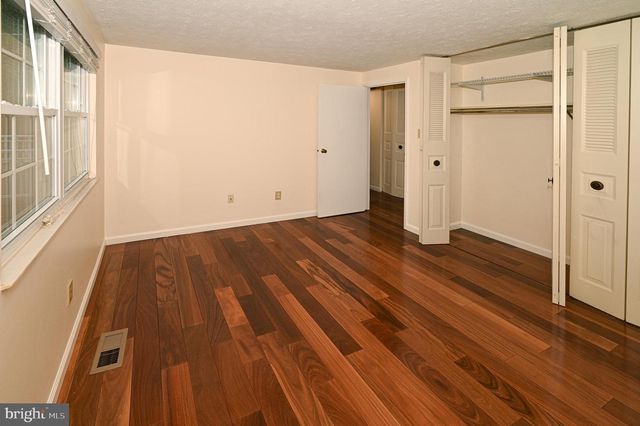 8110 WINTER BLUE CT, Springfield, VA 22153