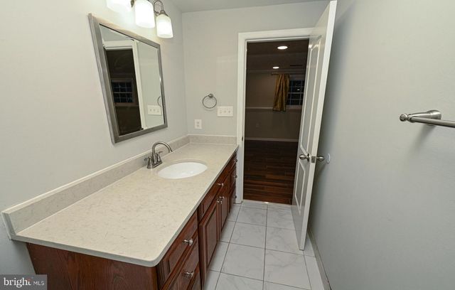 8110 WINTER BLUE CT, Springfield, VA 22153