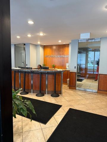 6030 N SHERIDAN Road 305, Chicago, IL 60660