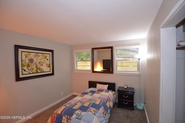 7004 HYDE GROVE Avenue, Jacksonville, FL 32210