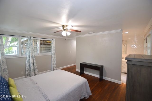 7004 HYDE GROVE Avenue, Jacksonville, FL 32210