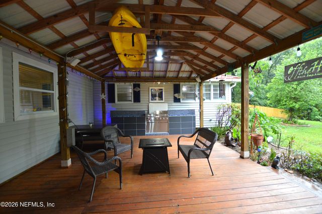 7004 HYDE GROVE Avenue, Jacksonville, FL 32210