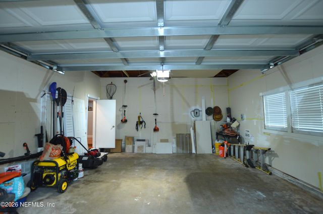 7004 HYDE GROVE Avenue, Jacksonville, FL 32210