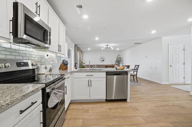 142 Emory Rd, Spartanburg, SC 29330