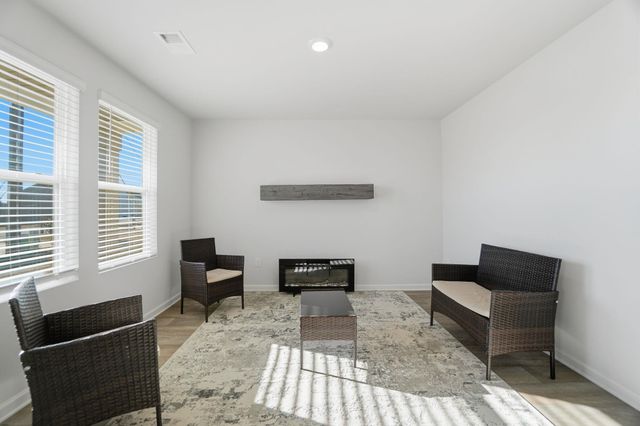 142 Emory Rd, Spartanburg, SC 29330