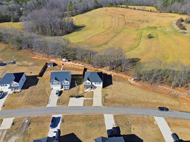 142 Emory Rd, Spartanburg, SC 29330