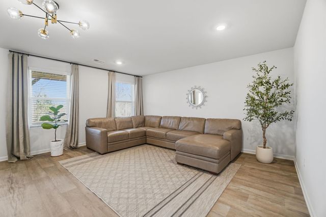 142 Emory Rd, Spartanburg, SC 29330