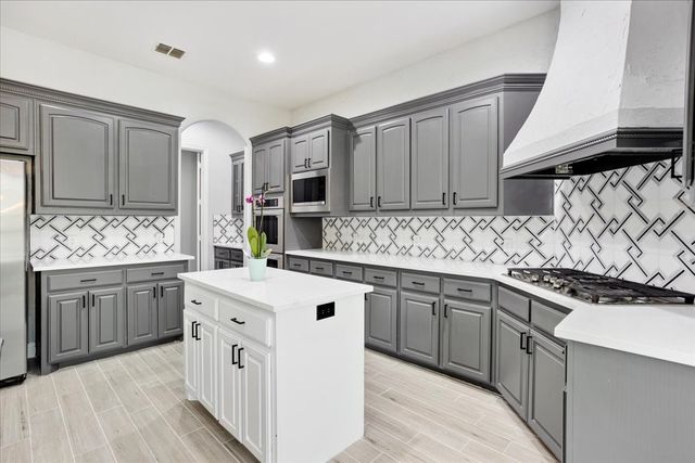 761 Arrowhead Drive, Prosper, TX 75078