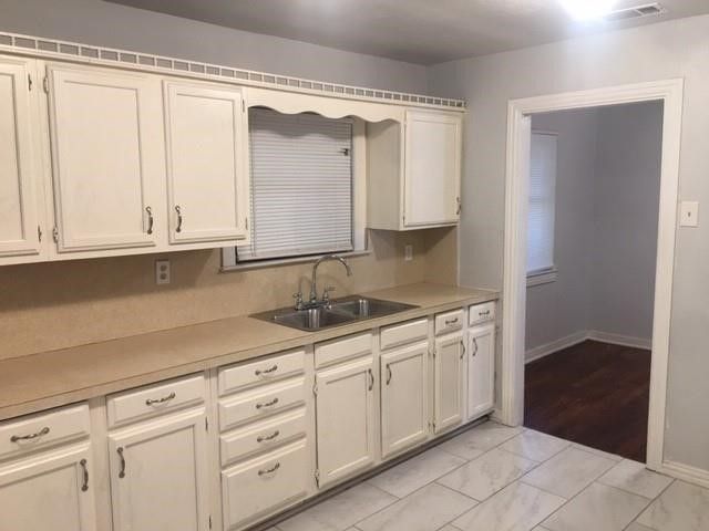 3046 Pine Street, Dallas, TX 75215