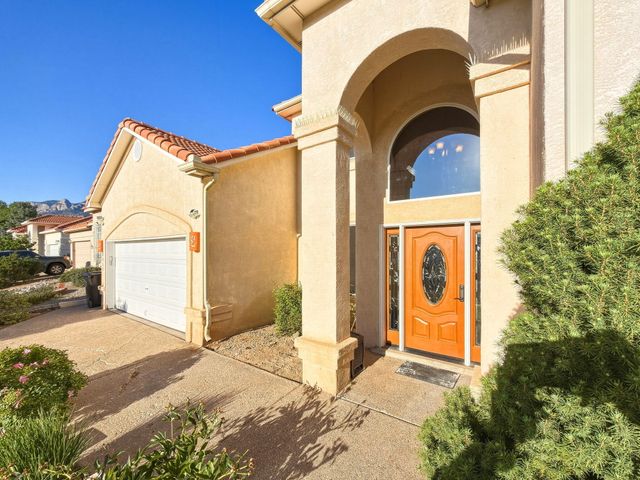 6312 Puma Place NE, Albuquerque, NM 87111