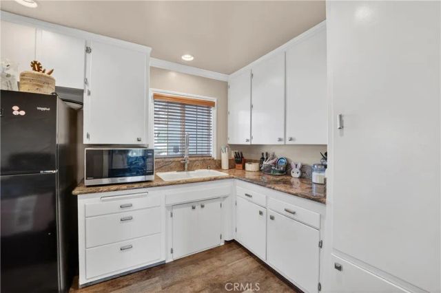 4049 Martin Luther King Jr, Lynwood, CA 90262
