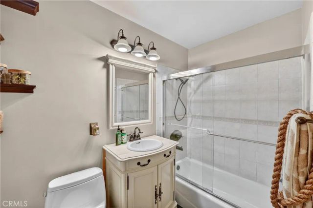 4049 Martin Luther King Jr, Lynwood, CA 90262