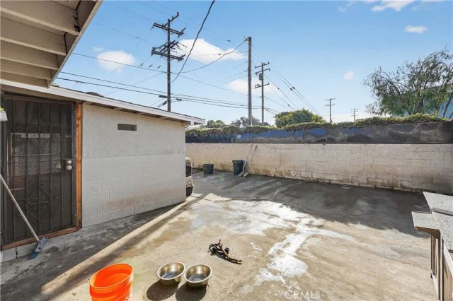 4049 Martin Luther King Jr, Lynwood, CA 90262