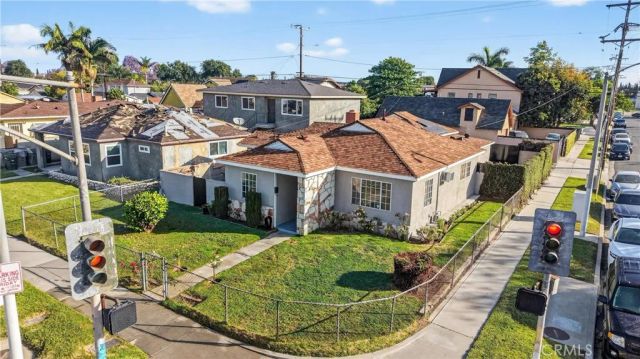 4049 Martin Luther King Jr, Lynwood, CA 90262