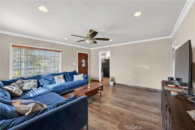 4049 Martin Luther King Jr, Lynwood, CA 90262